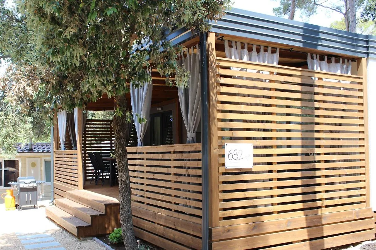 Two Sisters Mobile Home Biograd Na Moru Campsite