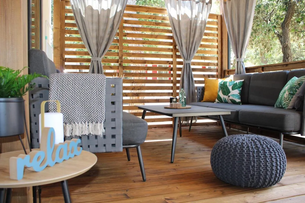 Two Sisters Mobile Home Biograd Na Moru