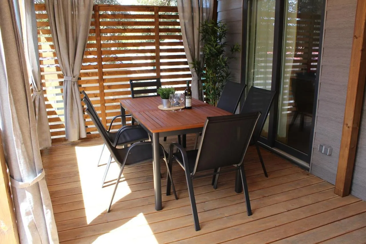 Two Sisters Mobile Home Biograd Na Moru
