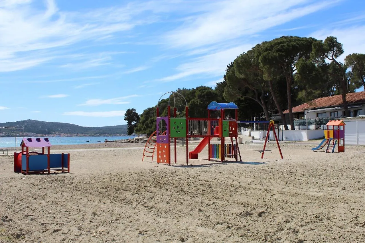 Two Sisters Mobile Home Biograd Na Moru 0*,